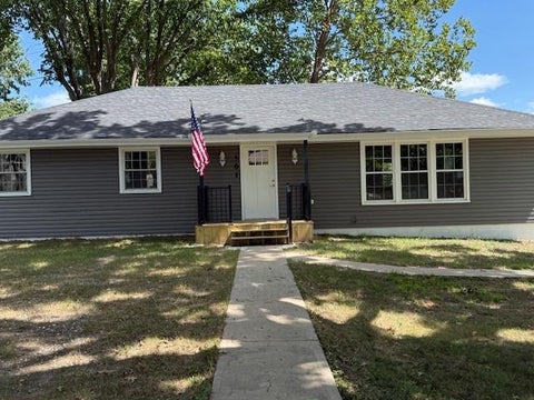 Photo of 501 Morningside Drive, Richmond, MO 64085 (MLS # 2639181)