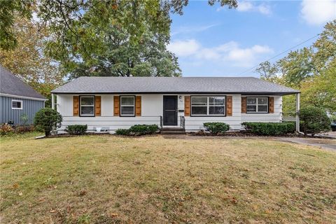 Photo of 7100 Marty Street, Overland Park, KS 66204 (MLS # 2583684) Photo of 7100 Marty Street, Overland Park, KS 66204 (MLS # 2583684)