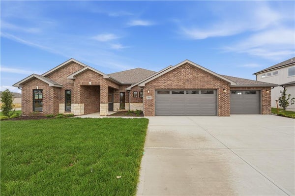 18525 W 195TH ST, SPRING HILL, KS 66083 - Image 22e497058b734f659298a5d4e1dd1f59/2826650366