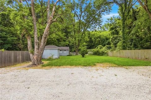Tiny photo for 407 N Fairview Avenue, Liberty, MO 64068 (MLS # 2631253)