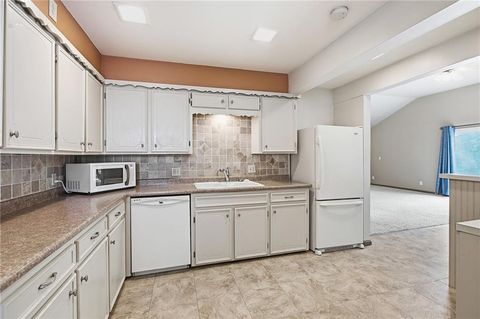 Tiny photo for 407 N Fairview Avenue, Liberty, MO 64068 (MLS # 2631253)