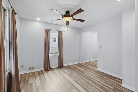 Tiny photo for 407 N Fairview Avenue, Liberty, MO 64068 (MLS # 2631253)