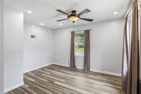 Tiny photo for 407 N Fairview Avenue, Liberty, MO 64068 (MLS # 2631253)