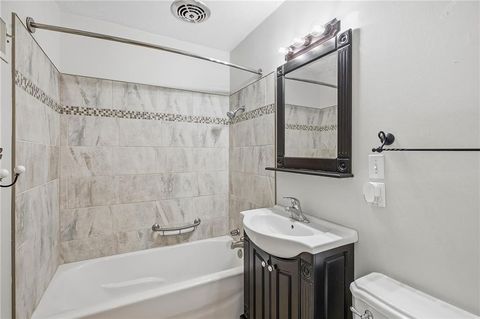 Tiny photo for 407 N Fairview Avenue, Liberty, MO 64068 (MLS # 2631253)