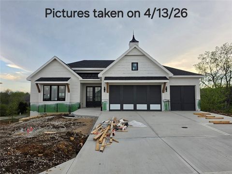 Photo of 11240 S Gleason Road, Olathe, KS 66061 (MLS # 2588168)