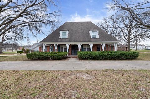 11415 Minor Drive Kansas City MO 64114