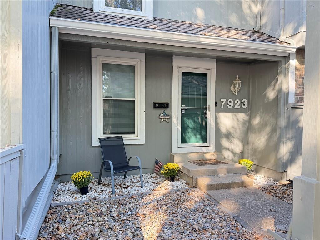 7923 Colony Lane