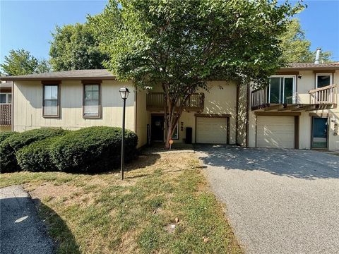 5768 N Anita Avenue, Kansas City, MO 64151 - #: 2574217