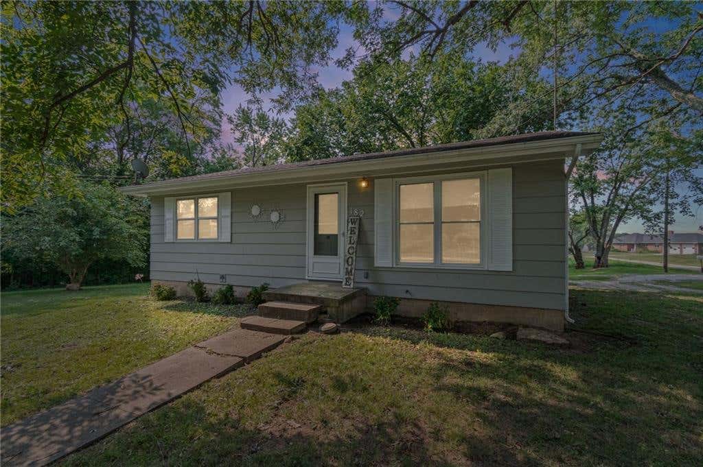Photo of 182 W Jackson Street, Kingston, MO 64650 (MLS # 2635211)