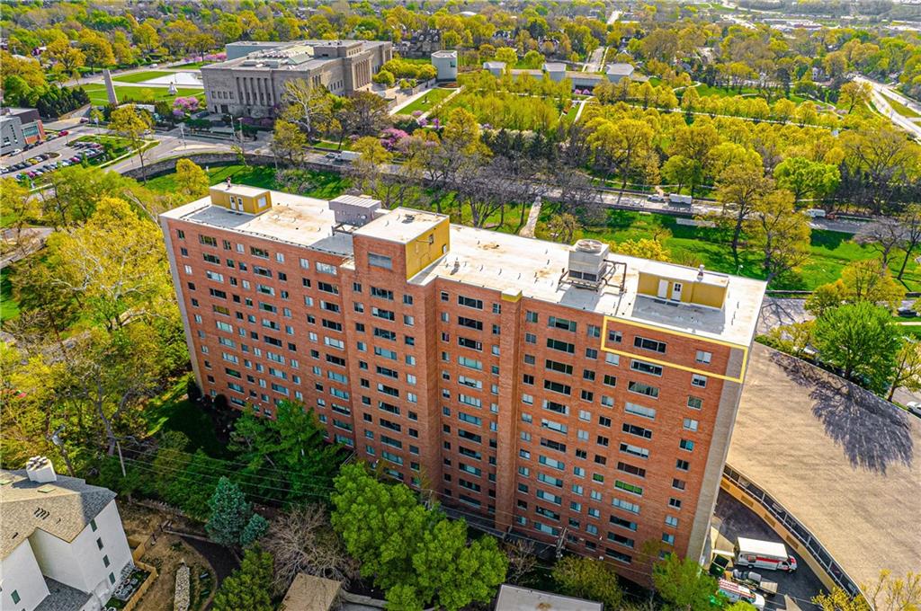 4550 Warwick Boulevard 1205