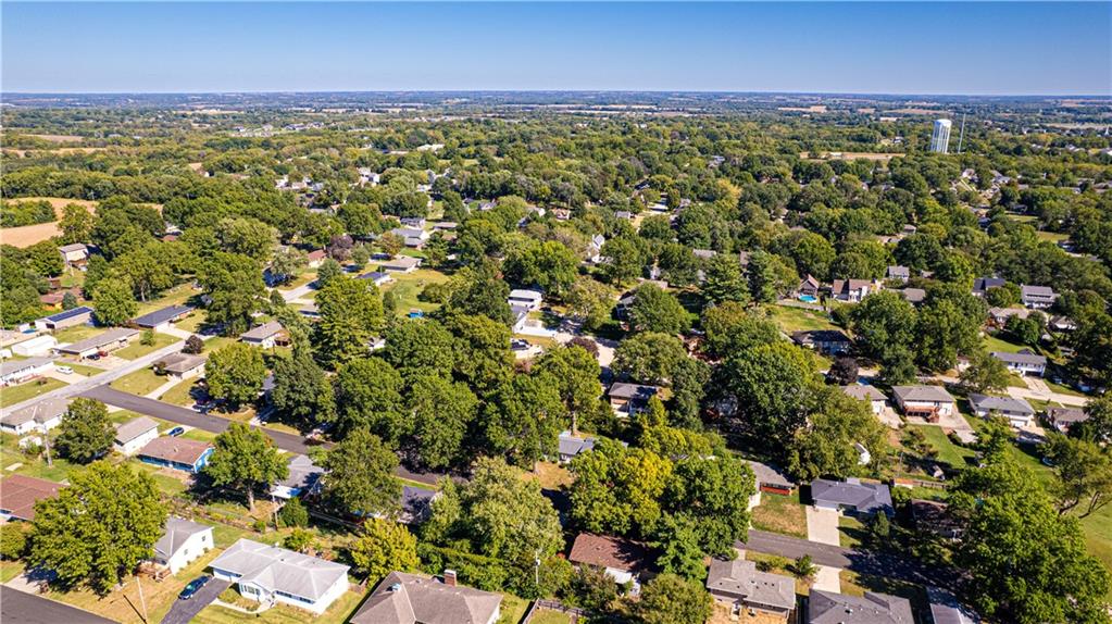 St Joseph, Missouri 64506, United States, 3 Bedrooms Bedrooms, ,2 BathroomsBathrooms,Residential,Active,226139