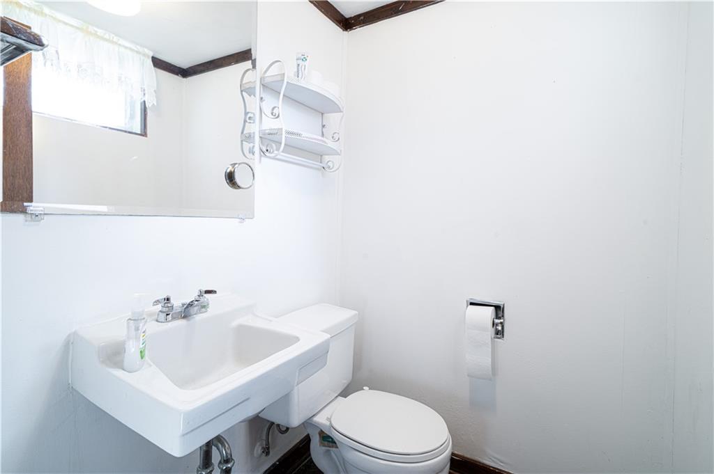 St Joseph, Missouri 64506, United States, 3 Bedrooms Bedrooms, ,2 BathroomsBathrooms,Residential,Active,226139