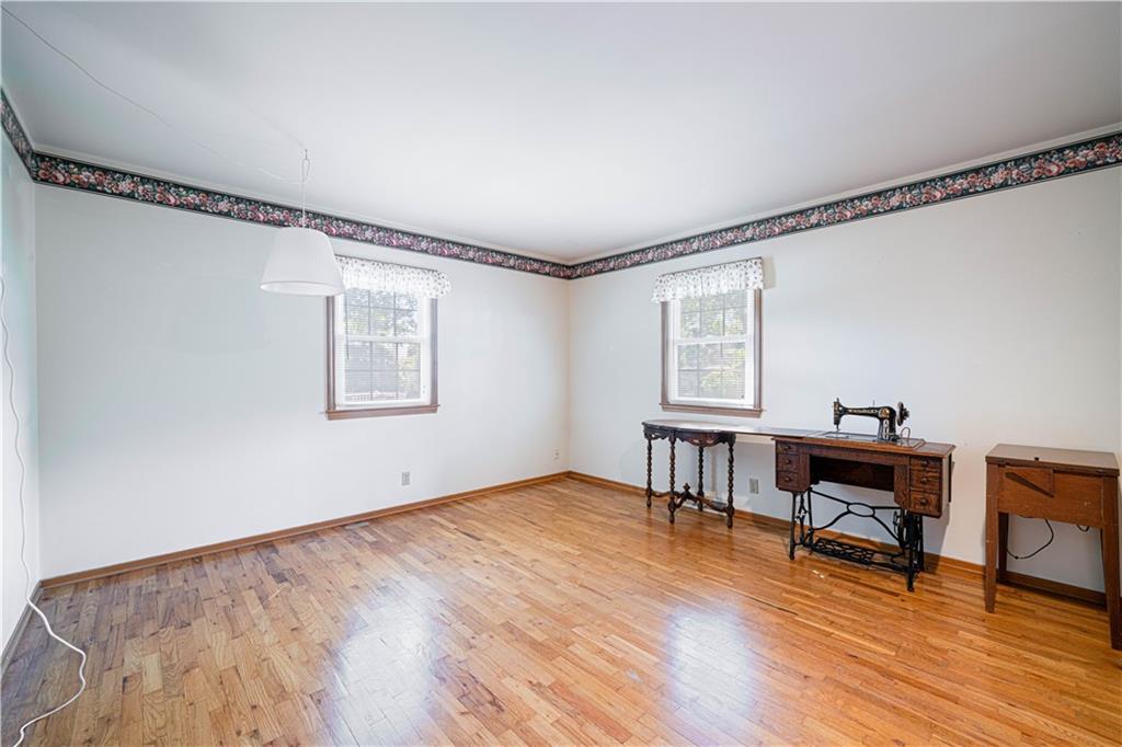 St Joseph, Missouri 64506, United States, 3 Bedrooms Bedrooms, ,2 BathroomsBathrooms,Residential,Active,226139