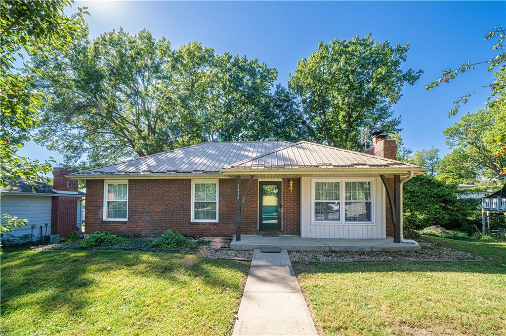 St Joseph, Missouri 64506, United States, 3 Bedrooms Bedrooms, ,2 BathroomsBathrooms,Residential,Active,226139