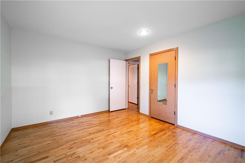 St Joseph, Missouri 64506, United States, 3 Bedrooms Bedrooms, ,2 BathroomsBathrooms,Residential,Active,226139