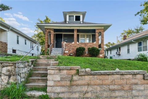 Photo of 3403 Cleveland Avenue, Kansas City, MO 64128 (MLS # 2642077)