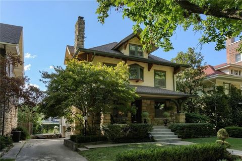 3520 Locust Street, Kansas City, MO 64109 - #: 2602177