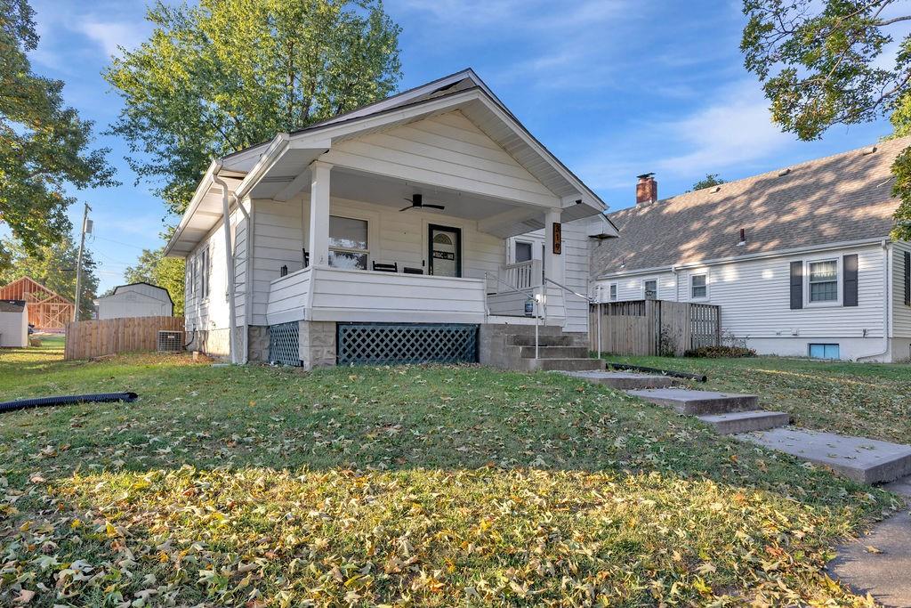 319 W 5th Street