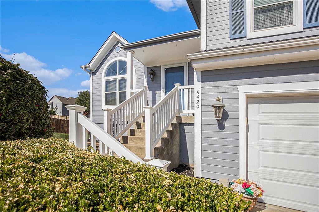 5420 NE Rainbow Court