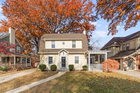 222 W 70 Street Kansas City MO 64113