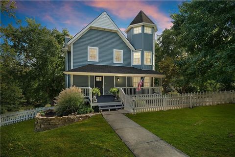 12020 N Windbrook Court Parkville MO 64152