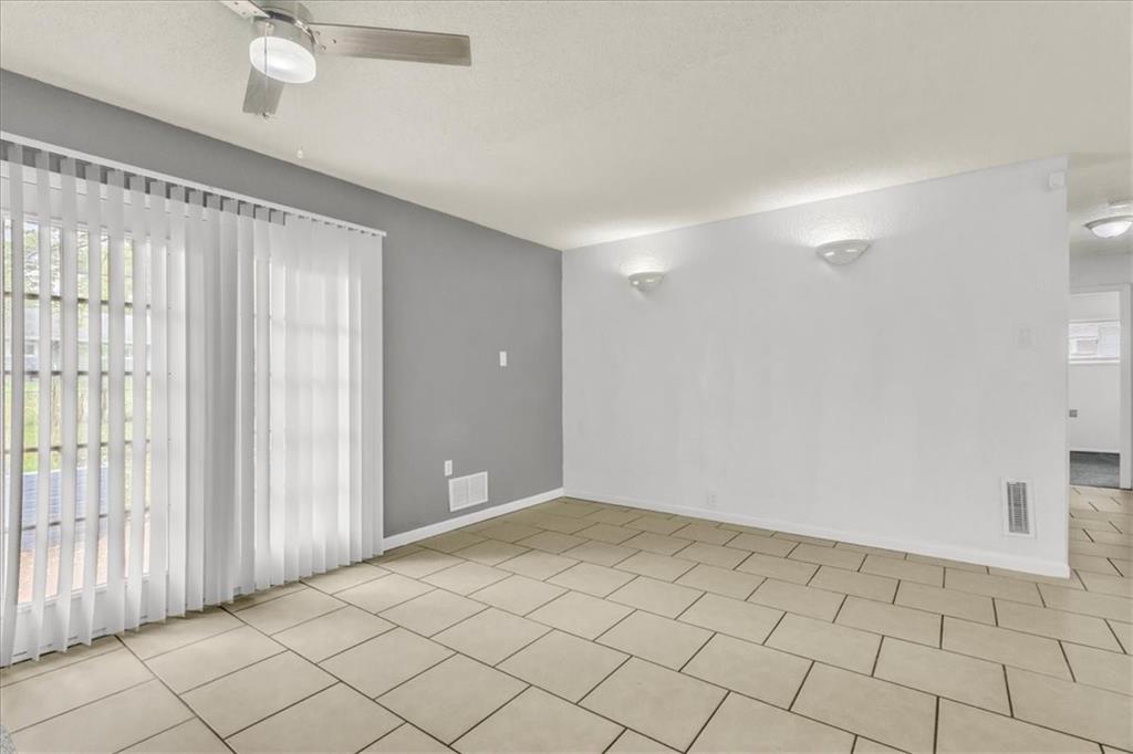 Kansas City, Missouri 64134, United States, 3 Bedrooms Bedrooms, ,2 BathroomsBathrooms,Residential,Active,121231