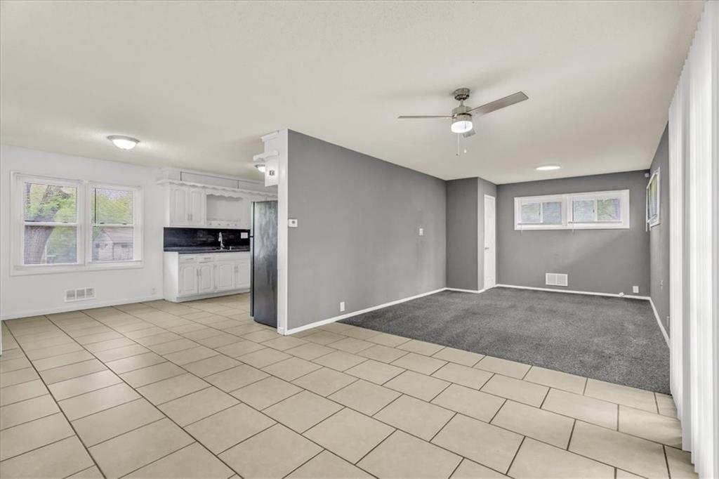 Kansas City, Missouri 64134, United States, 3 Bedrooms Bedrooms, ,2 BathroomsBathrooms,Residential,Active,121231