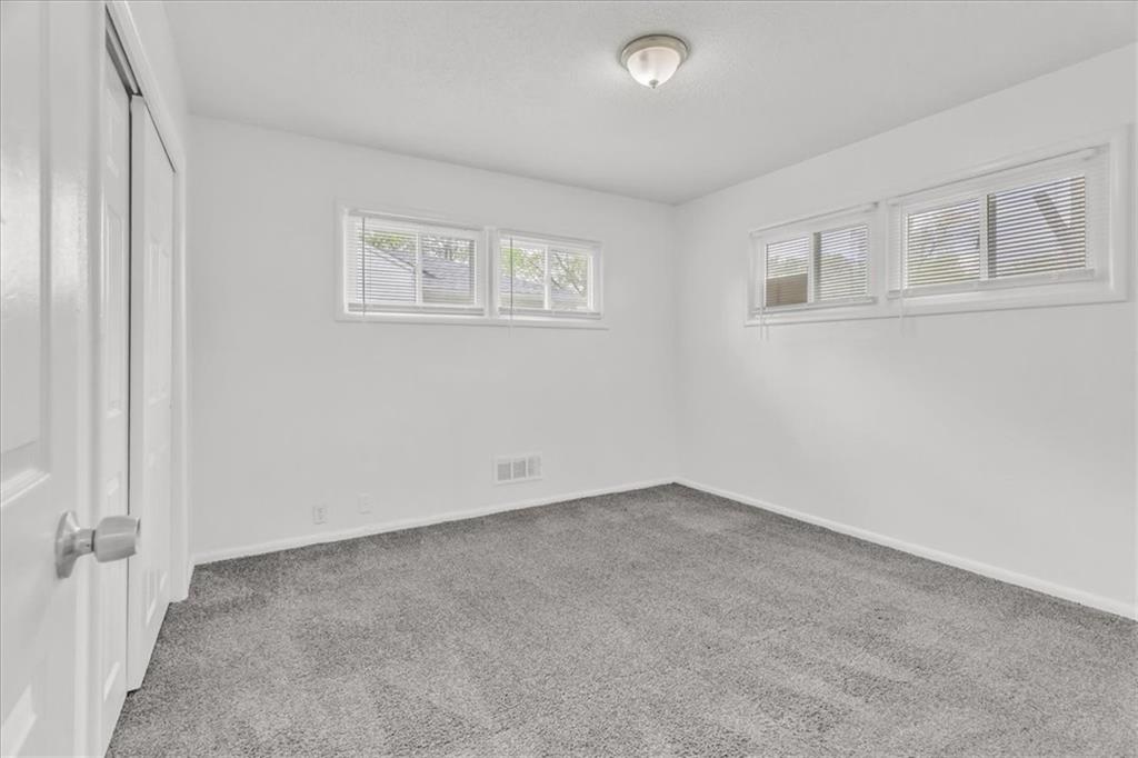 Kansas City, Missouri 64134, United States, 3 Bedrooms Bedrooms, ,2 BathroomsBathrooms,Residential,Active,121231