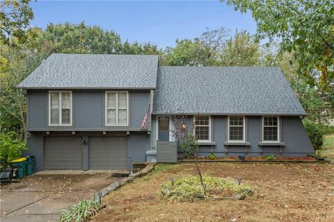 14105 W 48th Terrace, Shawnee, KS 66216 - #: 2583627