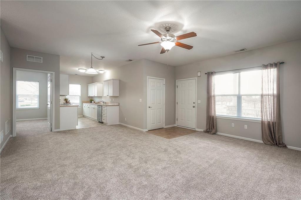 11751 S Roundtree Street 102