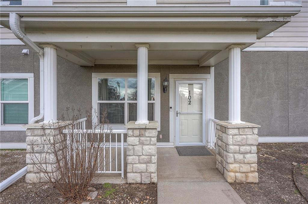 11751 S Roundtree Street 102