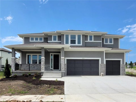 Photo of 18220 Monrovia Street, Overland Park, KS 66013 (MLS # 2622356)