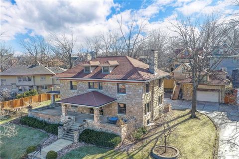 743 Manheim Road Kansas City MO 64109