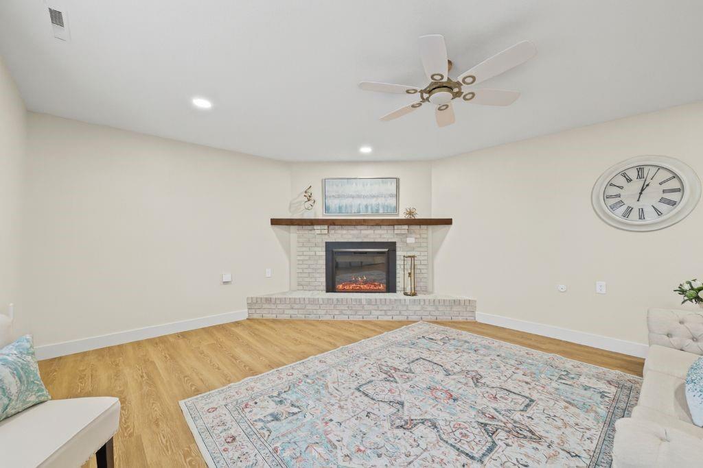 1704 W Long Boulevard