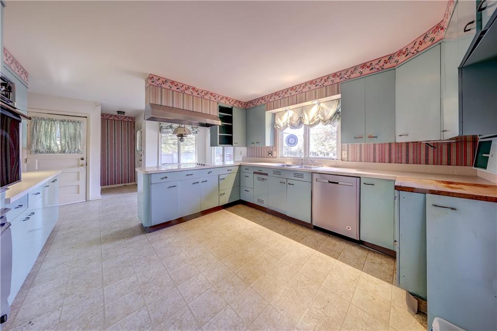 206 N Pine St.& Adjoining Vacant Lot Street