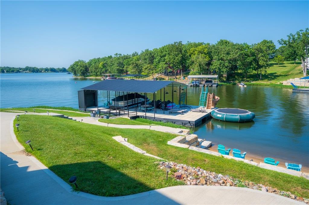 490 Lake Viking Terrace