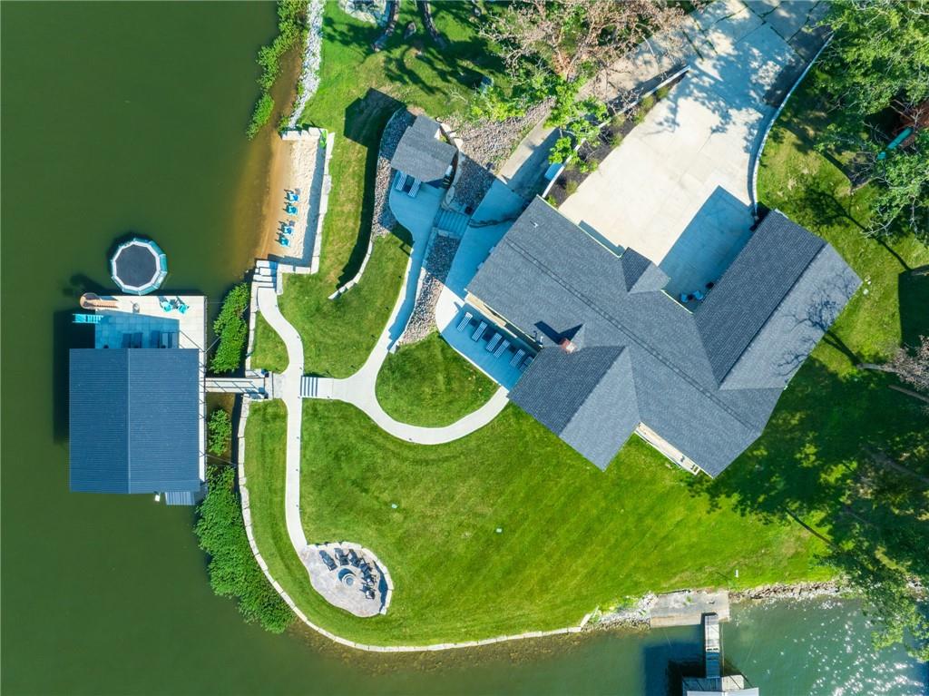 490 Lake Viking Terrace