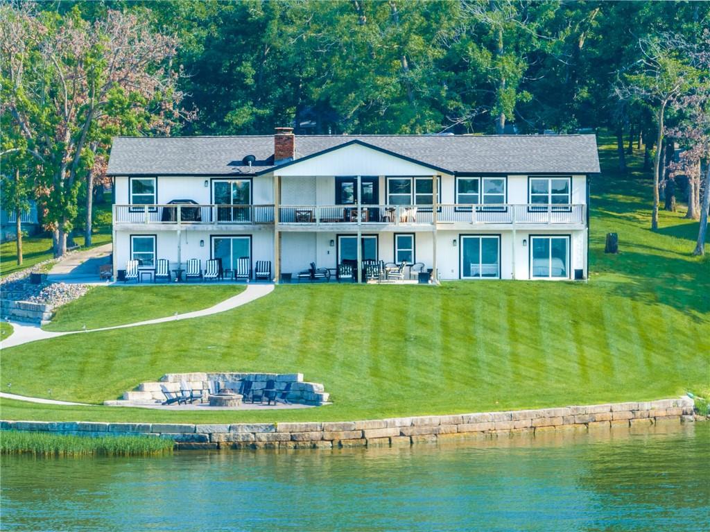 490 Lake Viking Terrace