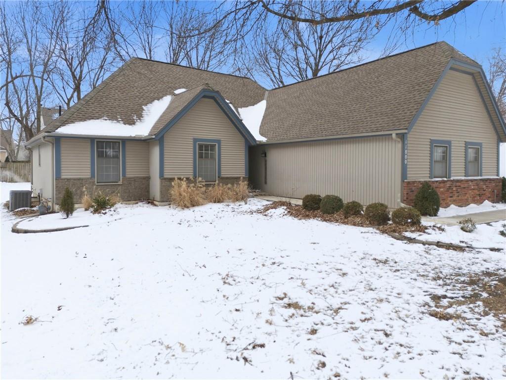 11800 England Street