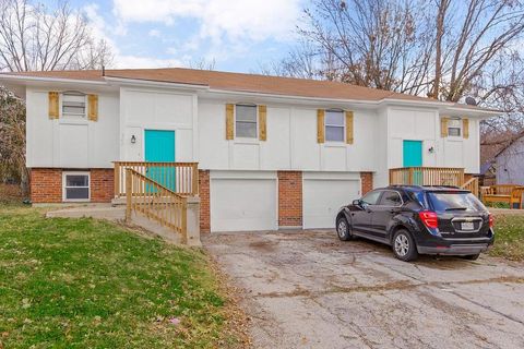 343-345 N Gilbert Street Independence MO 64056