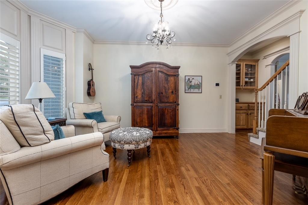10245 Magnolia Lane