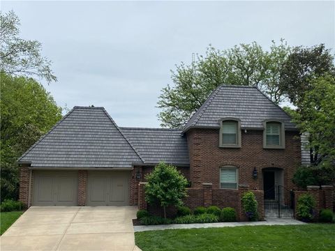 7 Le Mans Court Prairie Village KS 66208