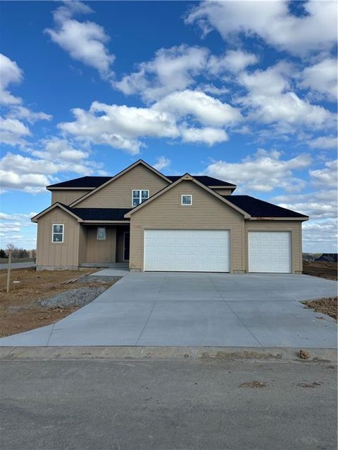 935 168th Terrace Basehor KS 66007