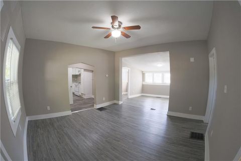 1413 Spruce Street Leavenworth KS 66048