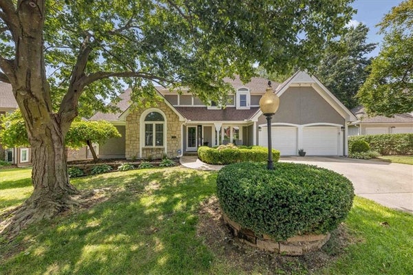 6728 N QUINCY CIR, KANSAS CITY, MO 64119 - Image 253ede4e6df5696cdc2f540f723f599f/1777312132