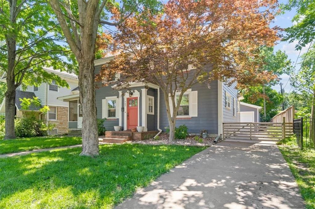 707 W 74th Street