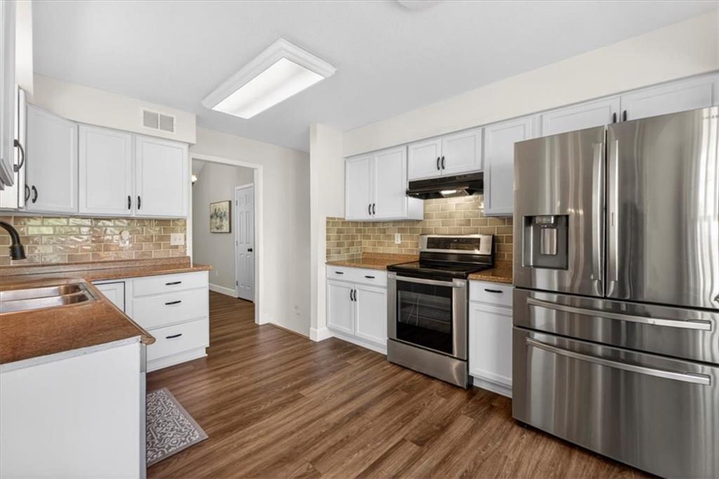 9100 W 49th Street