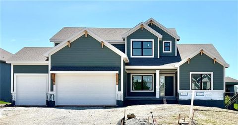 Photo of 7605 NE 103rd Terrace, Kansas City, MO 64157 (MLS # 2609945)
