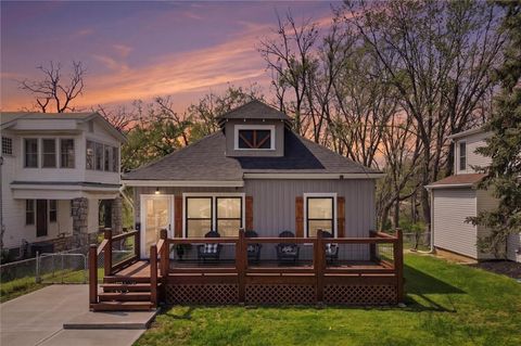 Photo of 232 Old Orchard Street, Excelsior Springs, MO 64024 (MLS # 2603988)