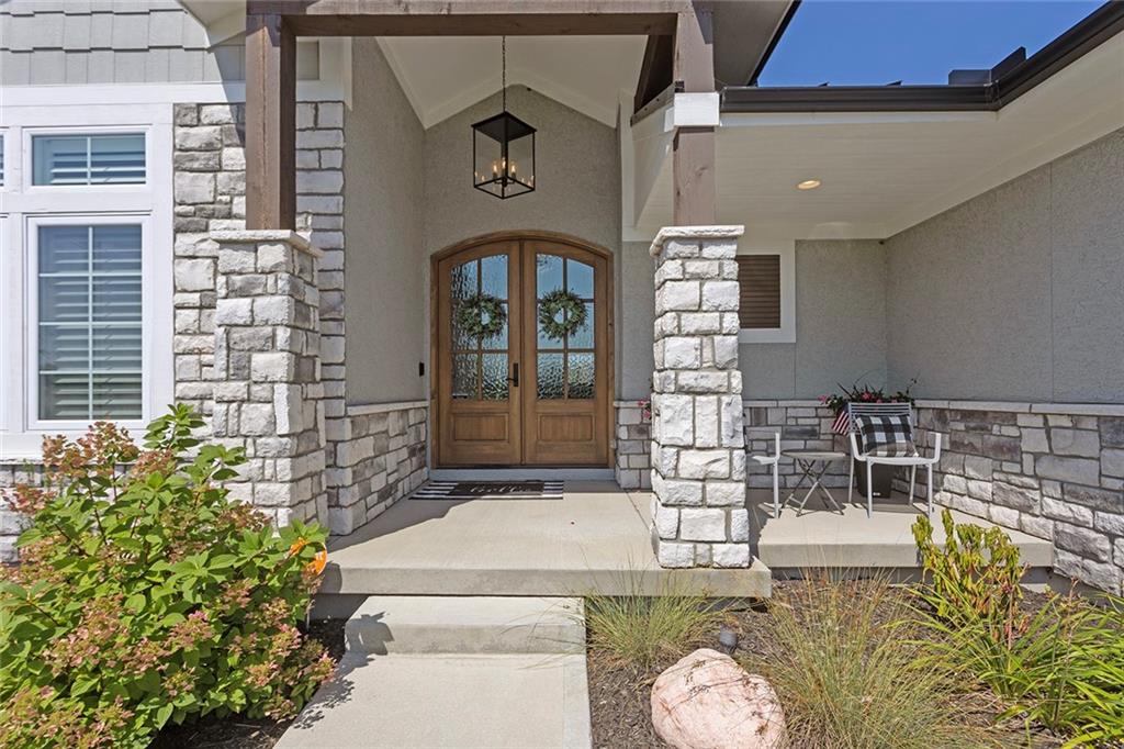 809 Bridgeshire Drive